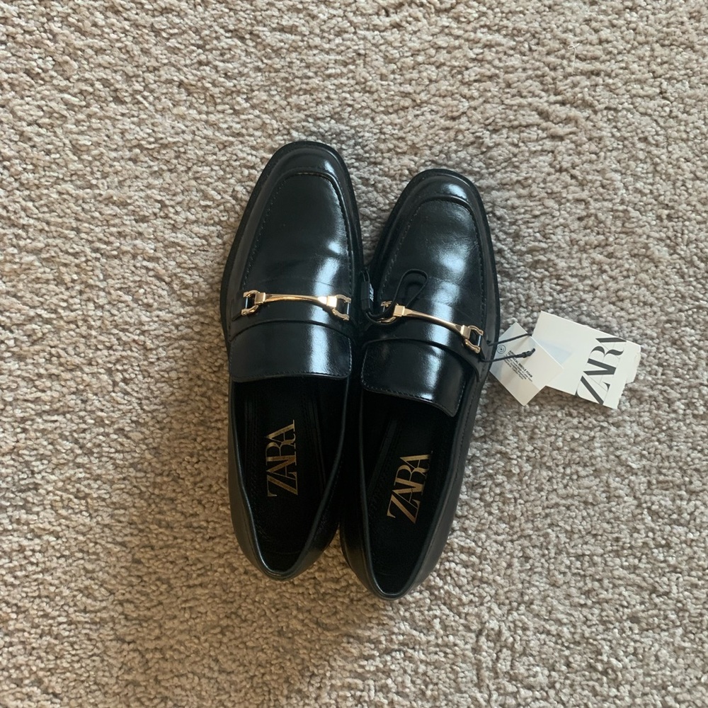 ZARA LOAFERS NWT